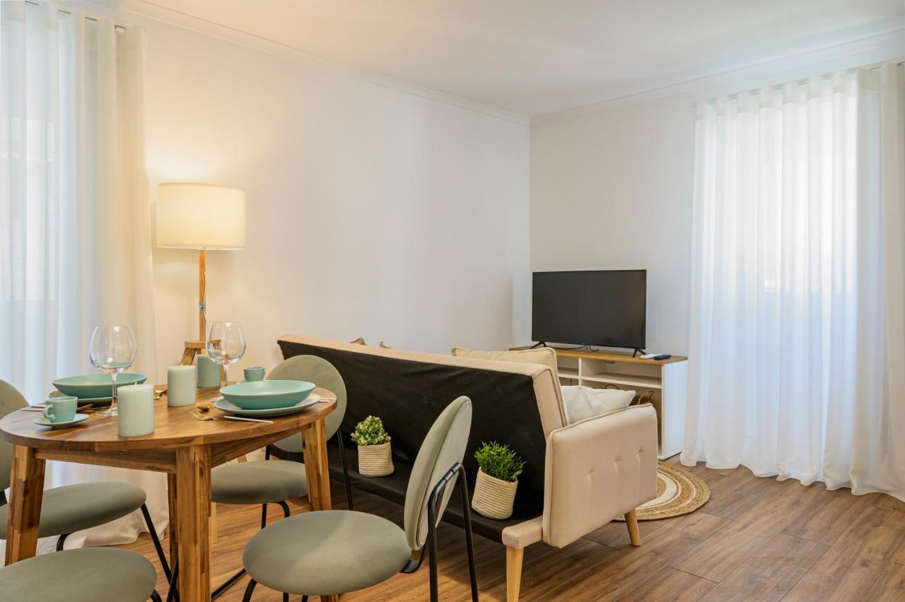 Chalet Marias - Parede Beach Apartments Eksteriør billede