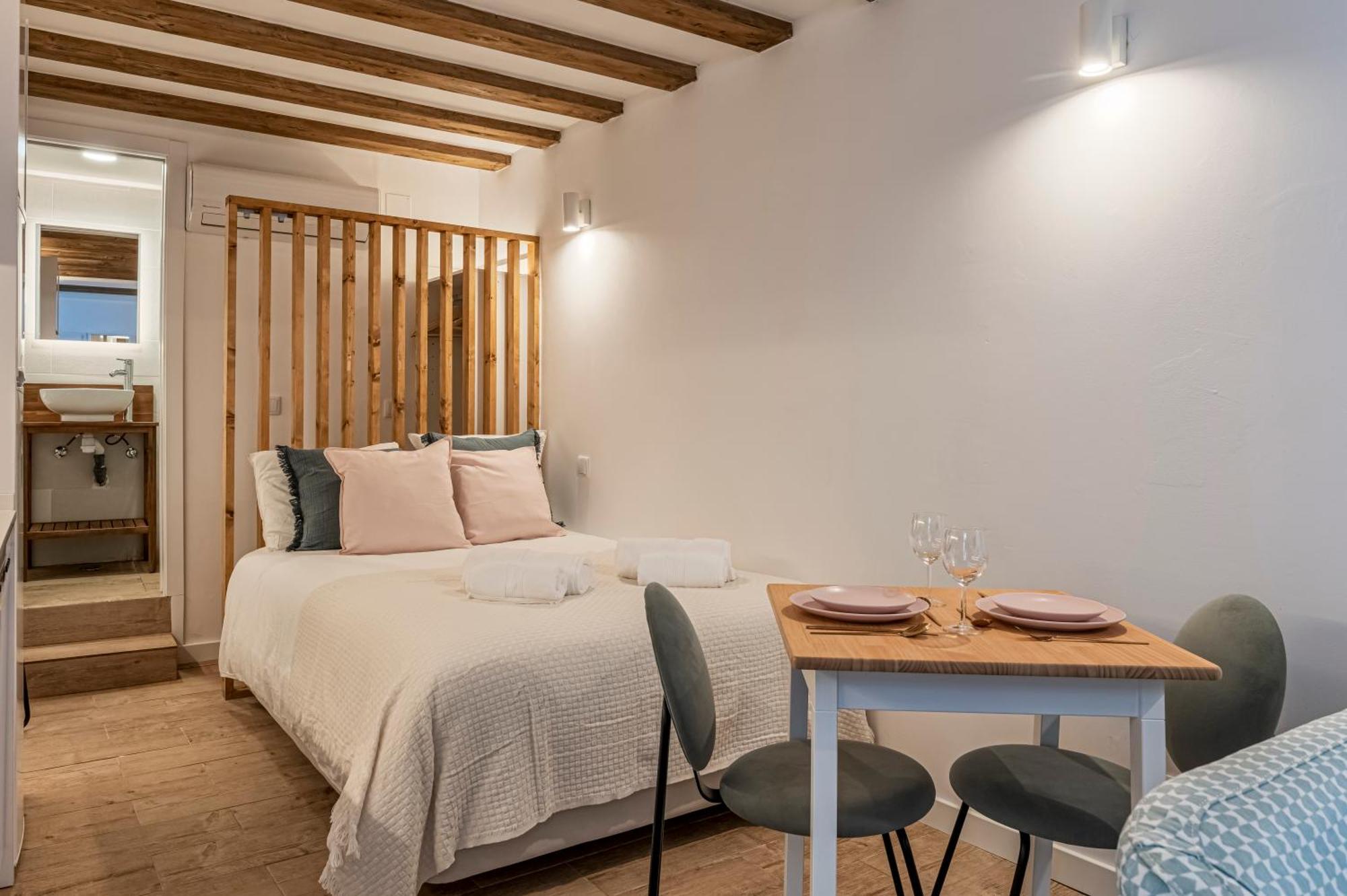 Chalet Marias - Parede Beach Apartments Eksteriør billede
